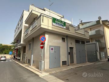 CASA INDIPENDENTE DI 2 VANI + ACC CON TAVERNETTA E