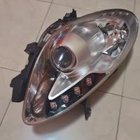Faro dx alfa romeo Giulietta 