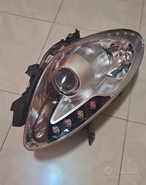 Faro dx alfa romeo Giulietta 