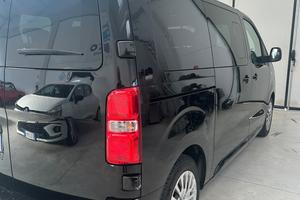 Peugeot Traveller BlueHDi 150 S&S Compact Business