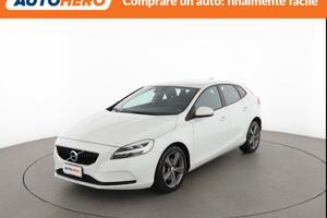 VOLVO V40 XT12526