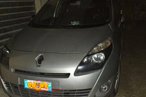 scenic 7 posti diesel 