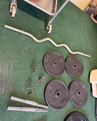 Kit 88kg fischi + bil. Ez + 4 manubri + fermi