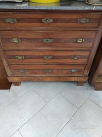 Cassettone antico in legno e marmo 
