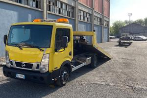 Carroattrezzi Nissan Cabstar