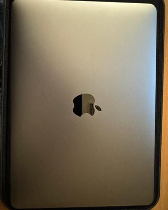 Macbook 12”