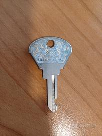 Chiave contatto accenzione Guzzi V7 sport