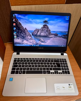 Pc Portatile Asus VivoBook Gold Slim N5000 SSD
