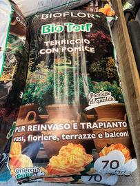 Terriccio BioFlor Bio Torf con pomice 70 lt