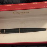 Penna cartier nera