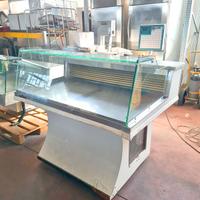 vetrina frigo carrellata per mercatini usata