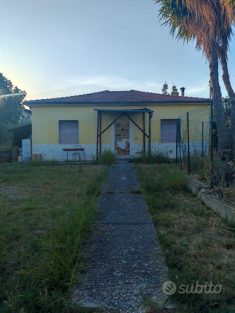 Casa singola con mq. 12000 di terreno - Altro