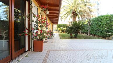 VILLA SINGOLA A SAN BENEDETTO DEL TRONTO