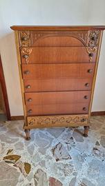 Elegante Settimino Classico in Noce