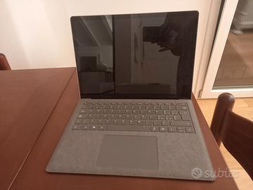 Microsoft surface 4 non funzionante