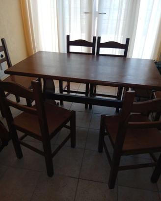 Tavolo e sedie