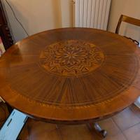 Tavolo intarsiato a colonna centrale fine '800