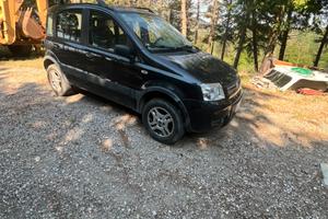Panda 4x4 climbing
