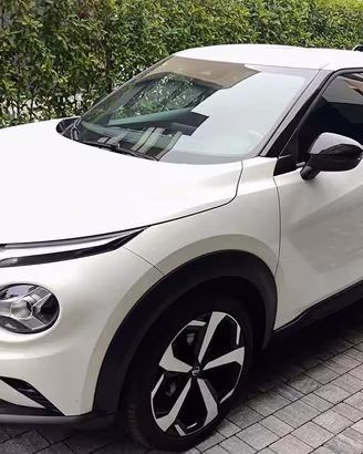 JUKE NISSAN N-CONNECTA - White Pearl