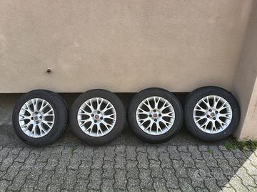 Cerchi in lega  15 + gomme termiche/invernali
