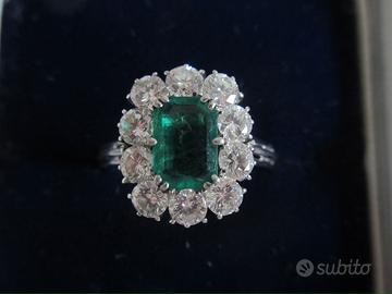 Anello oro 18k diamanti e smeraldo