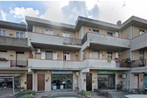 Appartamento di grande metratura ingresso indipend