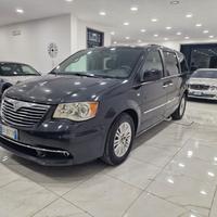 Lancia Voyager 2.8 Turbo diesel 163 CV. 7 Posti