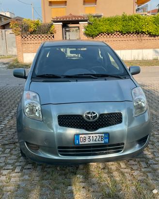 Toyota Yaris 2006
