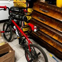 bicicletta BMX