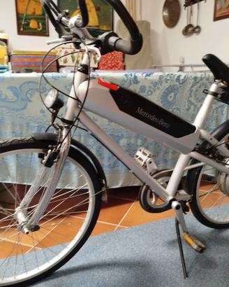 Mercedes-Benz Hybrid Bike
