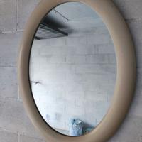 Specchio ovale con cornice in legno color AVORIO