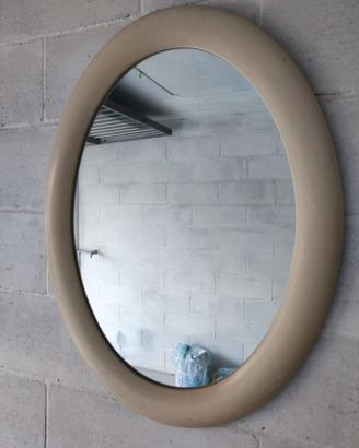 Specchio ovale con cornice in legno color AVORIO