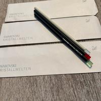 Swarovski per l’Italia, penne con tre colori