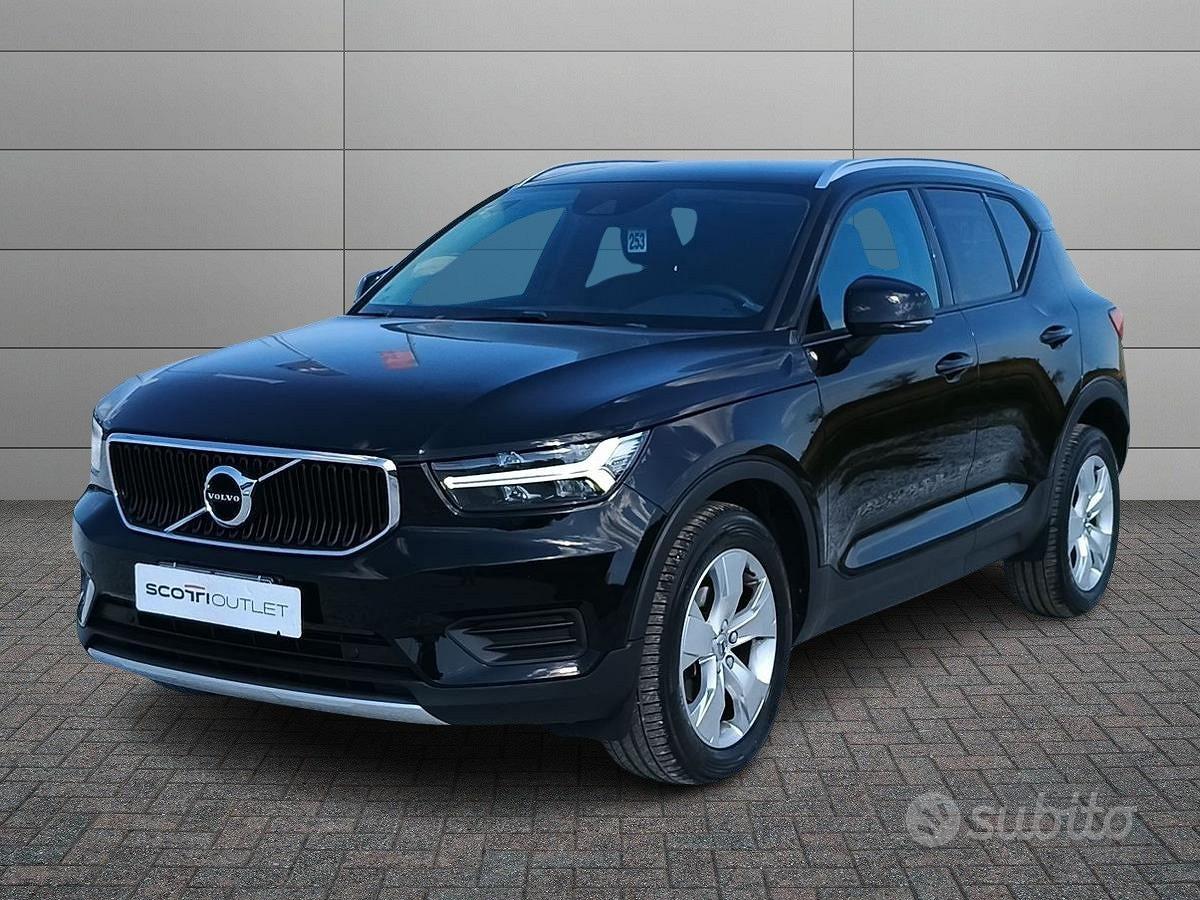Volvo XC40 (2017-->)