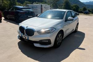Bmw 116 116d 5p. Business Advantage