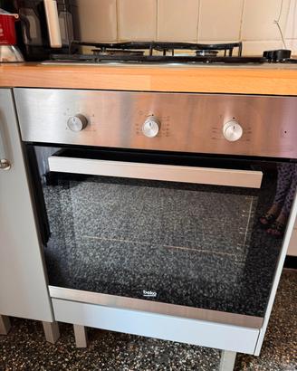 piano cottura forno e cappa 