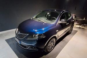Lancia Ypsilon 1.0 FireFly 5 porte S&S Hybrid Ecoc