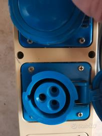 quadro x alimentazione x uso cantiere 