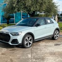 Audi A1 allstreet 30 possibilità noleggio no scori