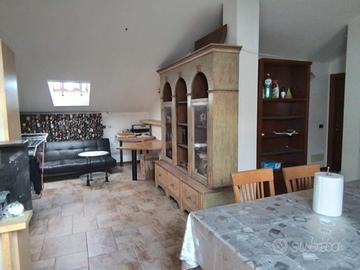 Stanza singola mansardata