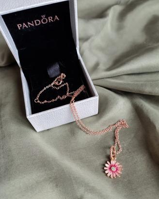 Pandora Charm Ciondolo margherita rosé
