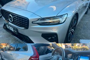 VOLVO V60 B4 GEARTRONIC R-DESING