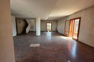 Immobile in asta di 220 m² a Sant'Agata li Battiat