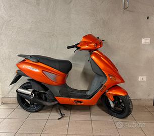 Scooter atala skeggia 50