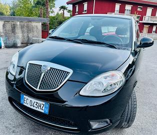 Lancia Ypsilon 1.2 Versus