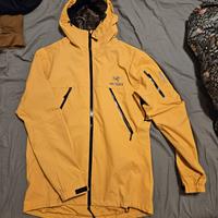 Hard Shell Arc'teryx