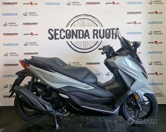 Honda Forza 350