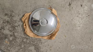 coppia borchie fiat 850