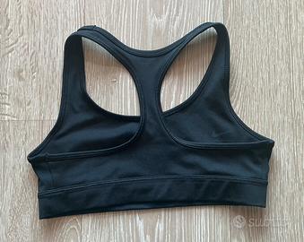 Top sportivo di Nike tg. S