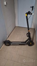 monopattino elettrico Mi